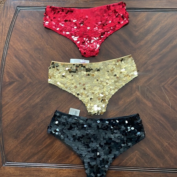 Sequin booty shorts set of 3 small/medium - Picture 2 of 3